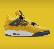 Charger l&#39;image dans la galerie, Air Jordan 4 Retro Tour Yellow (Lightning)Boîte endommagée
