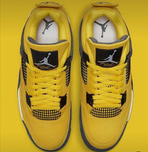 Charger l&#39;image dans la galerie, Air Jordan 4 Retro Tour Yellow (Lightning)Boîte endommagée
